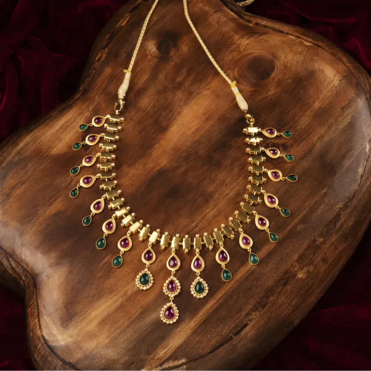 neckless